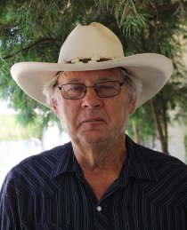 Annual Salute to Ag Banquet honors Pete Hanse and Kings Farm Bureau Sept. 7 Pete Hanse, 2018 Agriculturist of the Year.